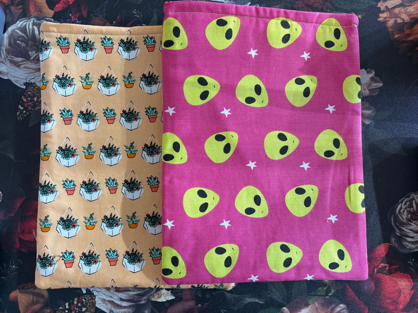 Pogi Kisses Book Sleeves